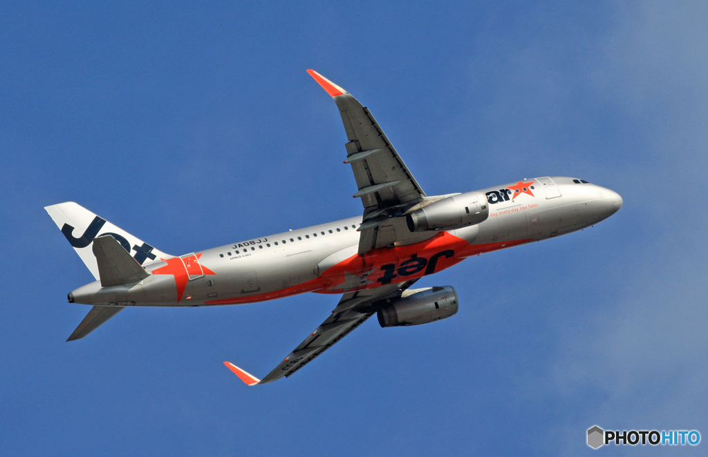 出発 Jetstar A320-232 JA08JJ