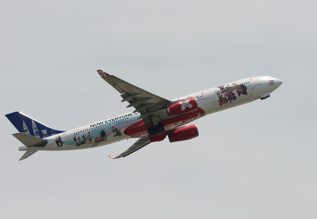 AirAsiaX  A330-300ペトロナスツインタワー GET