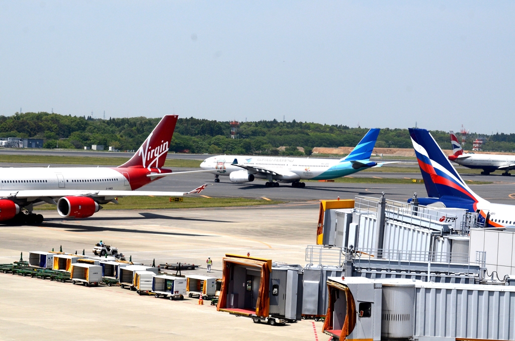 到着（16）Virgin atlantic A340-600　　