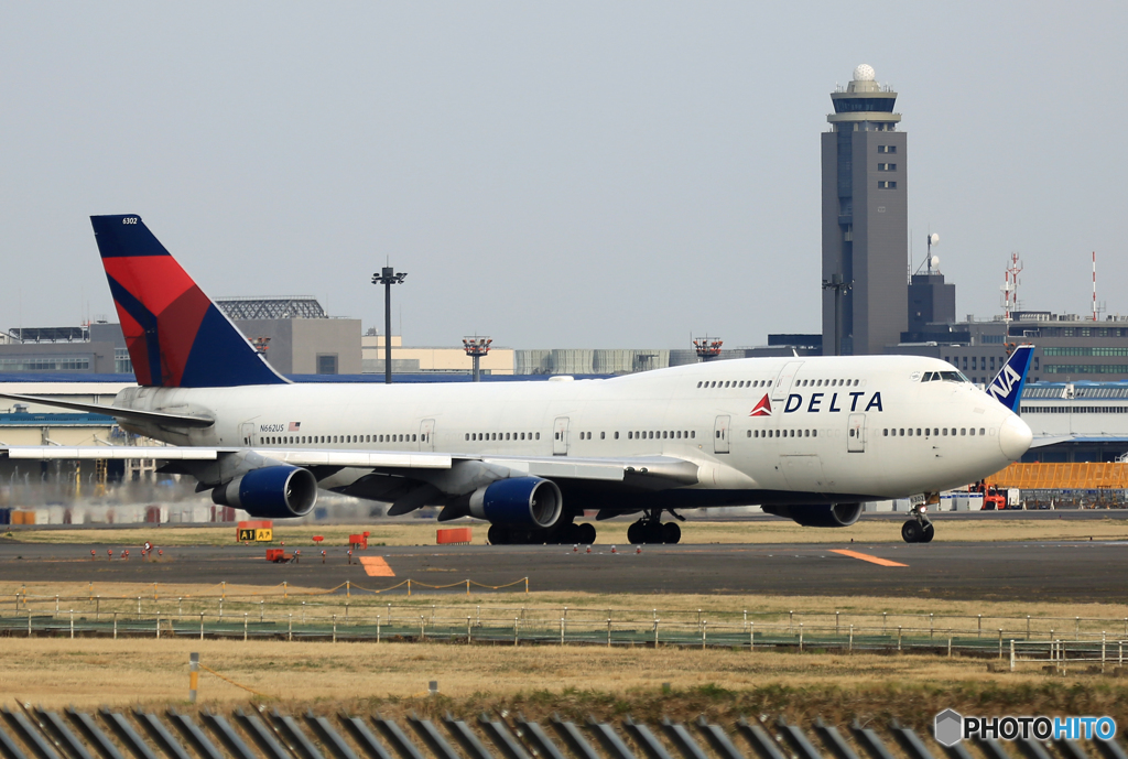 「はれー」 DELTA 747-400 N662US 離陸