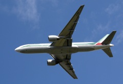 Alitalia 777-243 Alitalia 777-243
