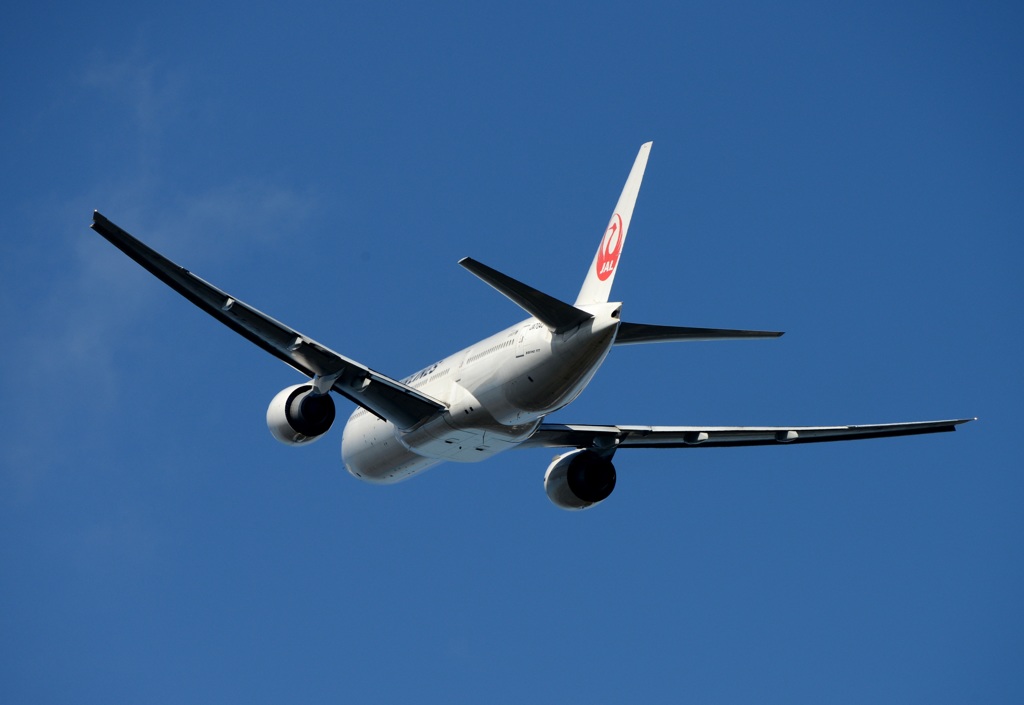 JAL 777-200