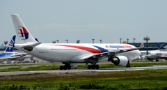 出発（136）malaysir A330-300　　