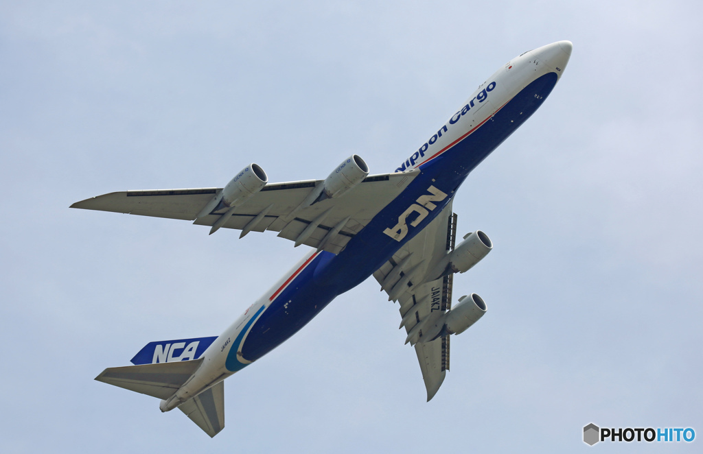 離陸 NCA 747-8KZF JA14KZ