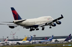 DELTA 747-400 着陸　