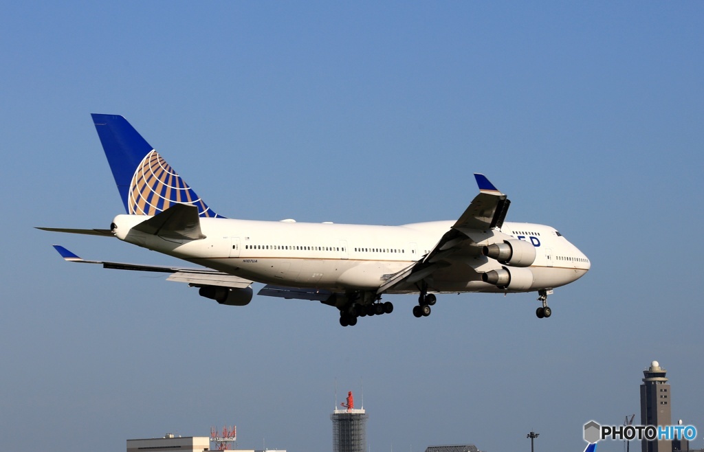 到着　UNITED 747-400ジャンボ機