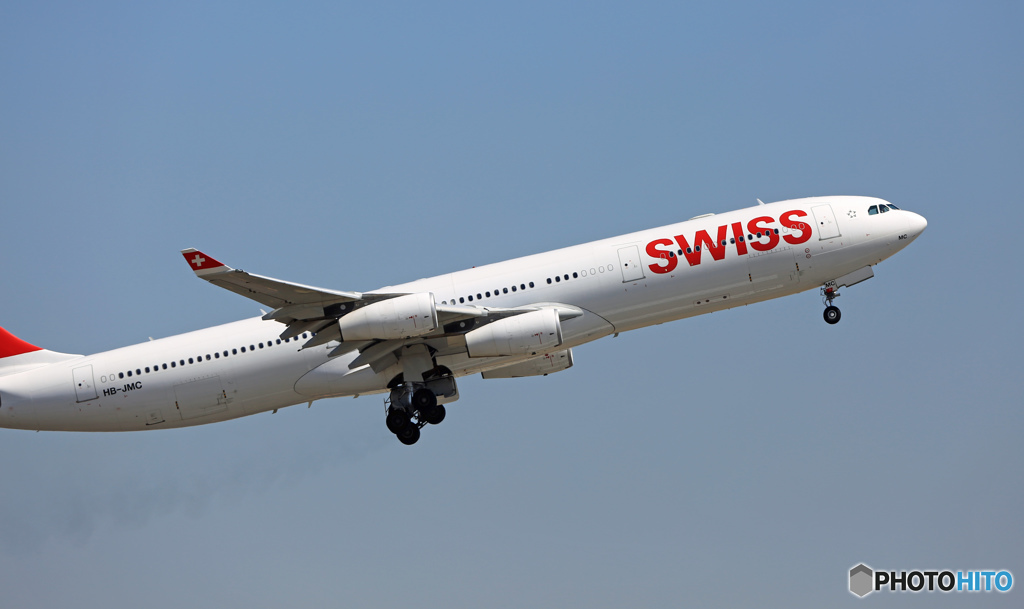 SWISS A340-313 HB-JMC 出発 