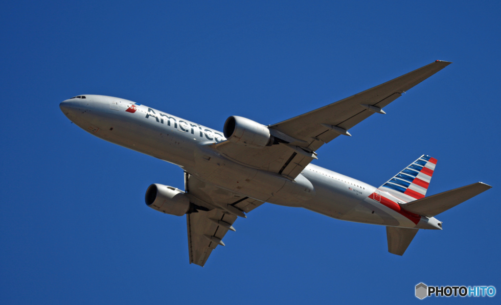 American 777-223 N797AN