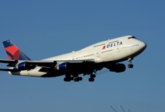 DELTA 747-400 着陸