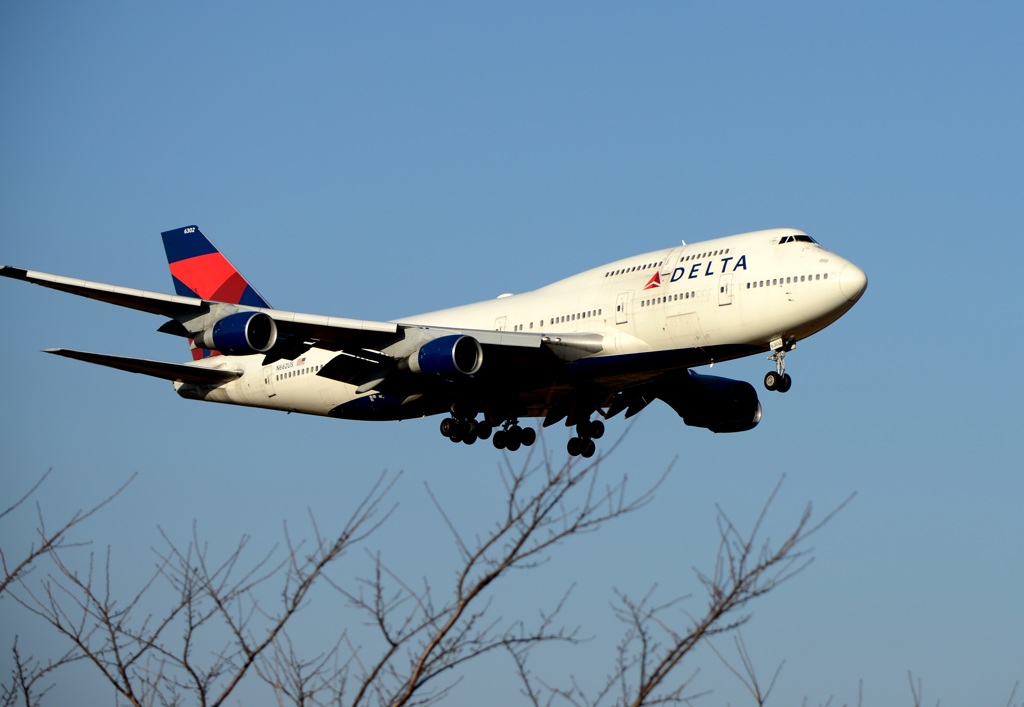 DELTA 747-400 着陸