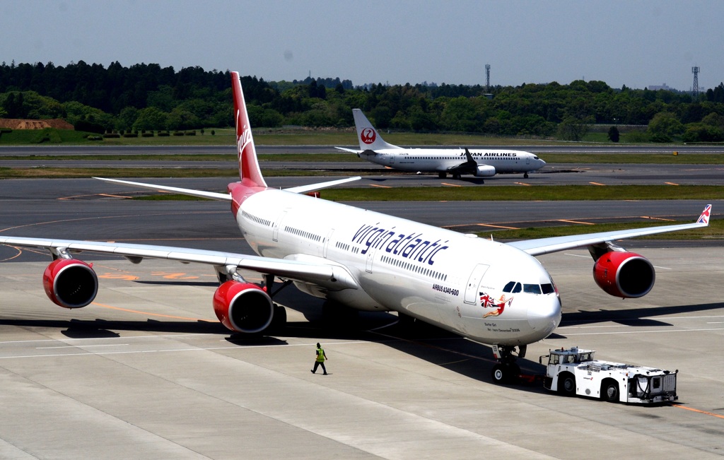 virgin A340-600  Surfer Girl