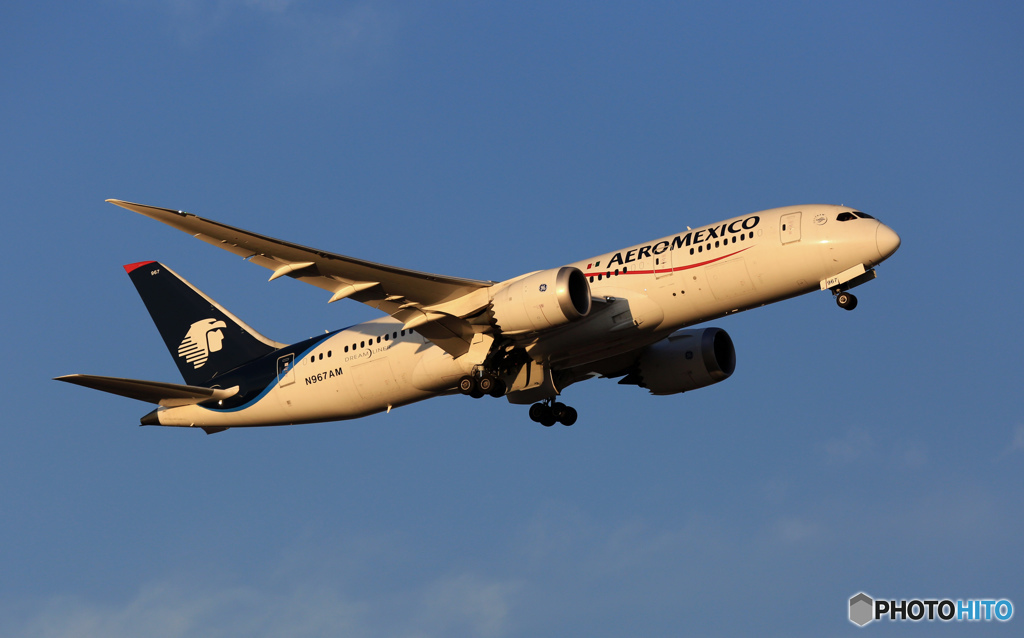 Aeromexico 787-8 N967AM 飛び立ち　