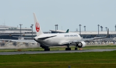 出発（136）Japan Airlines 767-346ER 