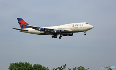 Delta 747-400 N665US
