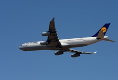 Lufthansa A340-313