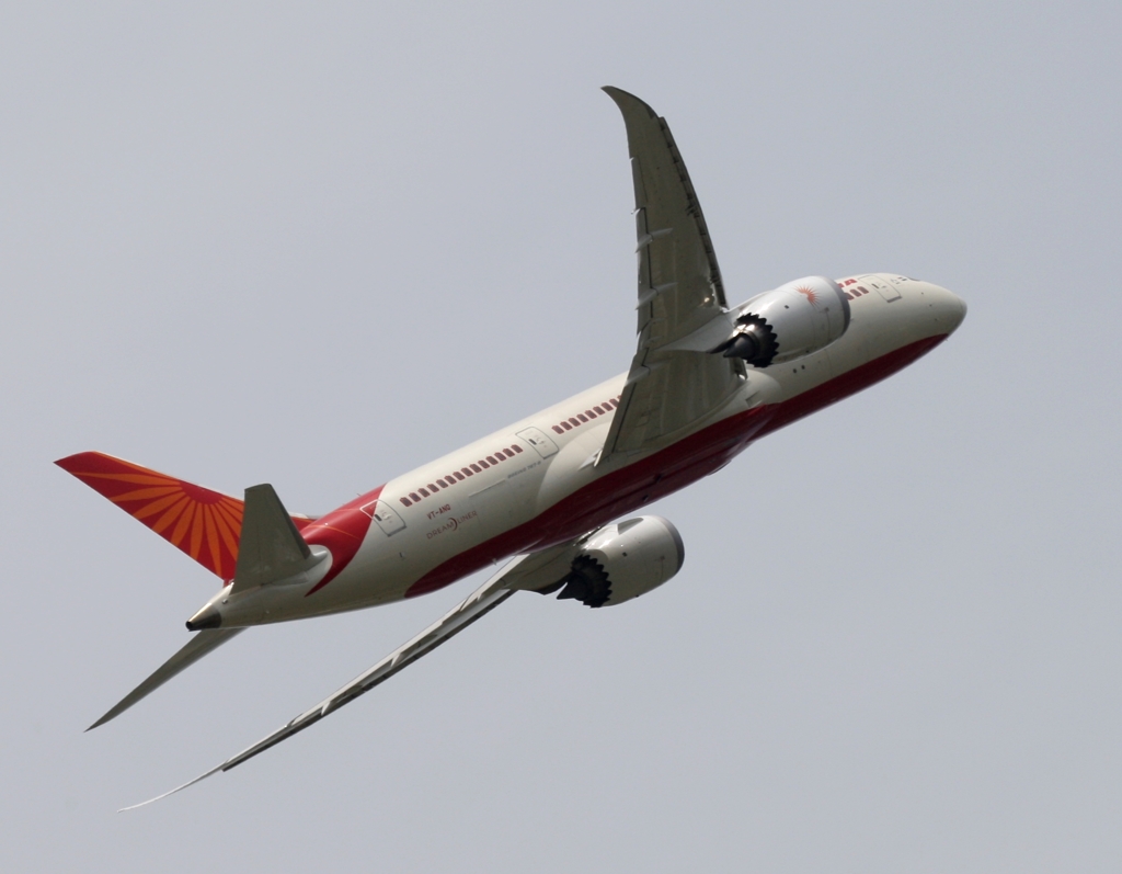 AIR INDIA 787-8 離陸　