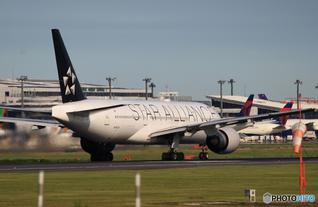 STAR 777-200ER 離陸