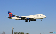 着陸DELTA 747-400 N670US/ジャンボ保存委員会