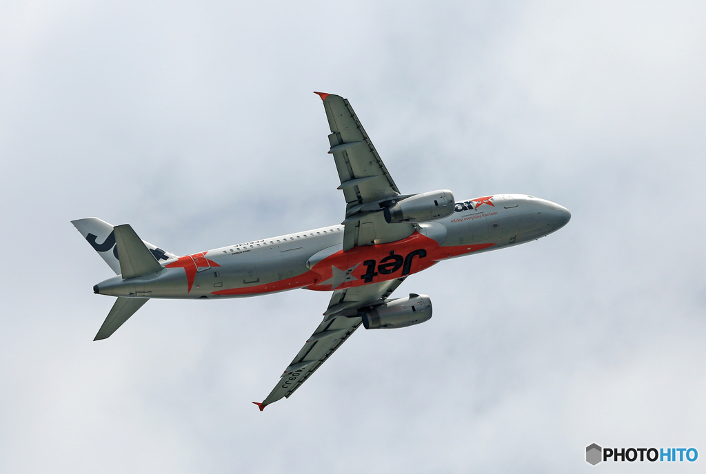 出発 Jetstar A320-232 JA09JJ