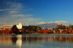 里の彩 - 白鳥＆紅葉&岩手山