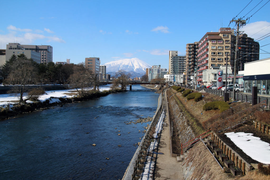 開運橋より望む