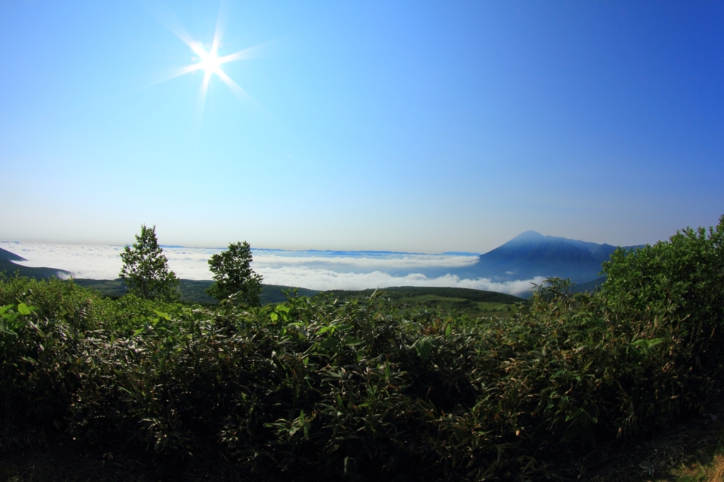 120630八幡平より岩手山を望む