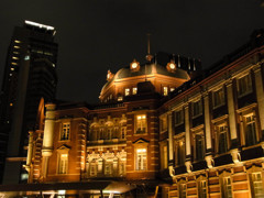100年前の姿に戻った夜の東京駅1