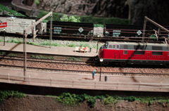 通過列車