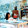 店番の少女