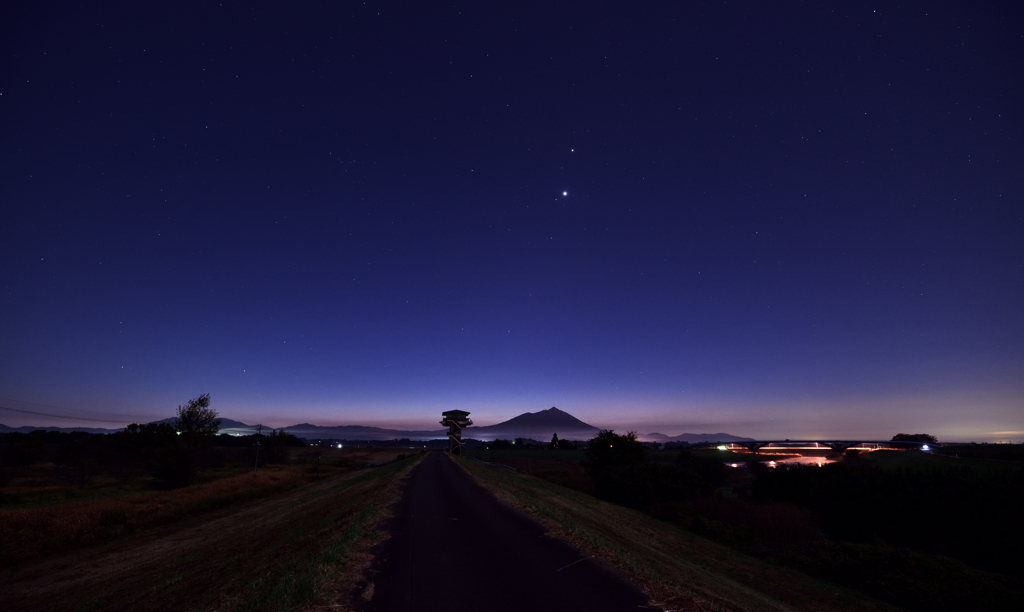 筑波の夜明けⅡ