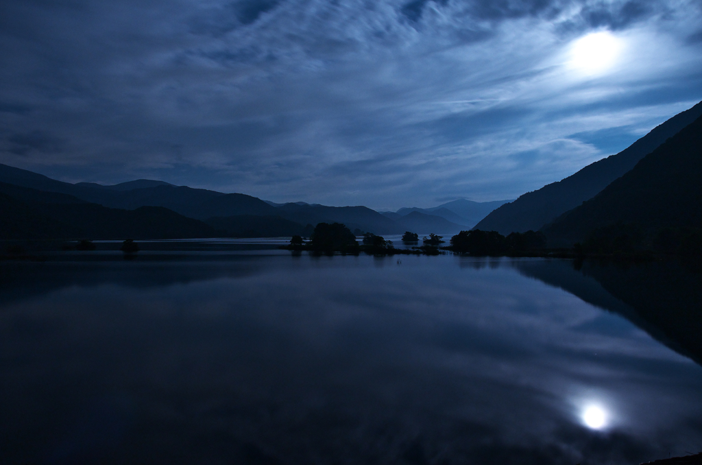 月光秋元湖
