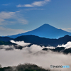 雲海と富士山