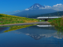 逆さ富士と７００系