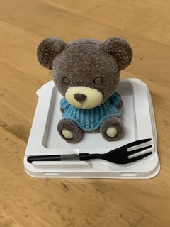 クマ　ケーキ
