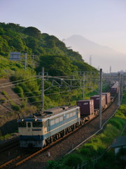 EF65と富士山＠蒲原