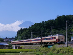 ホリデー快速富士山