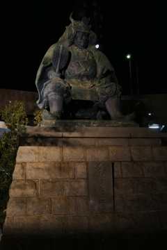 甲府駅の武田信玄