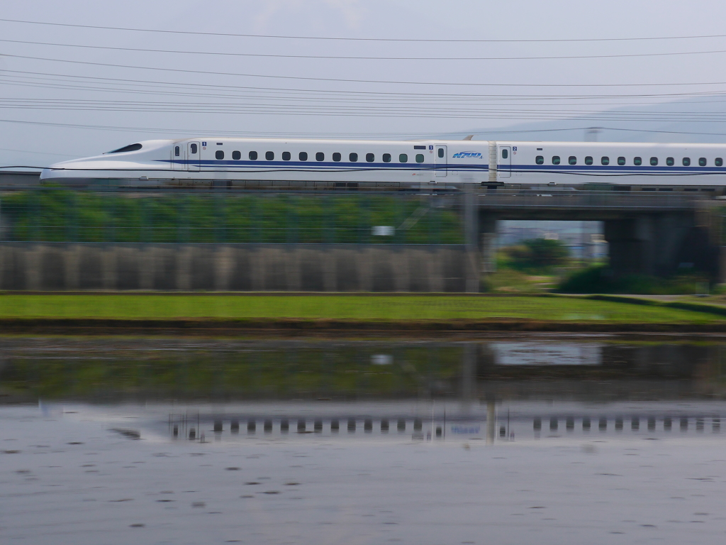 N700系　水鏡流し