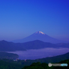 箱根　芦ノ湖の雲海　富士山