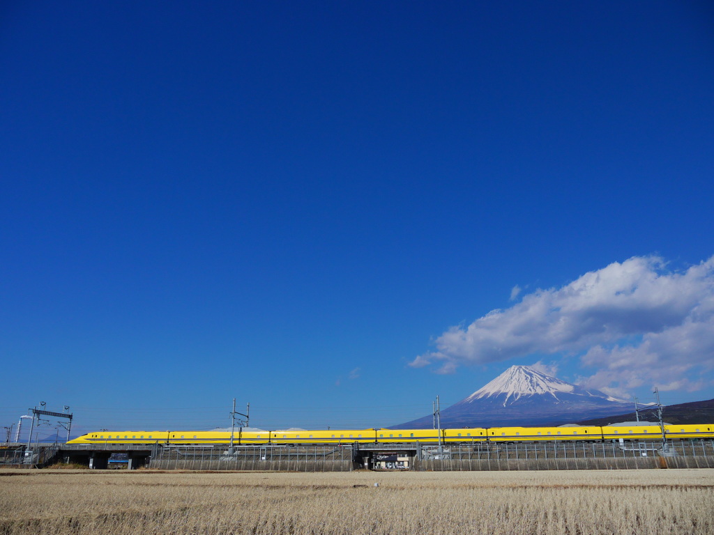 富士山　　ドクターイエロー