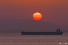 鈴鹿山地に沈む夕日