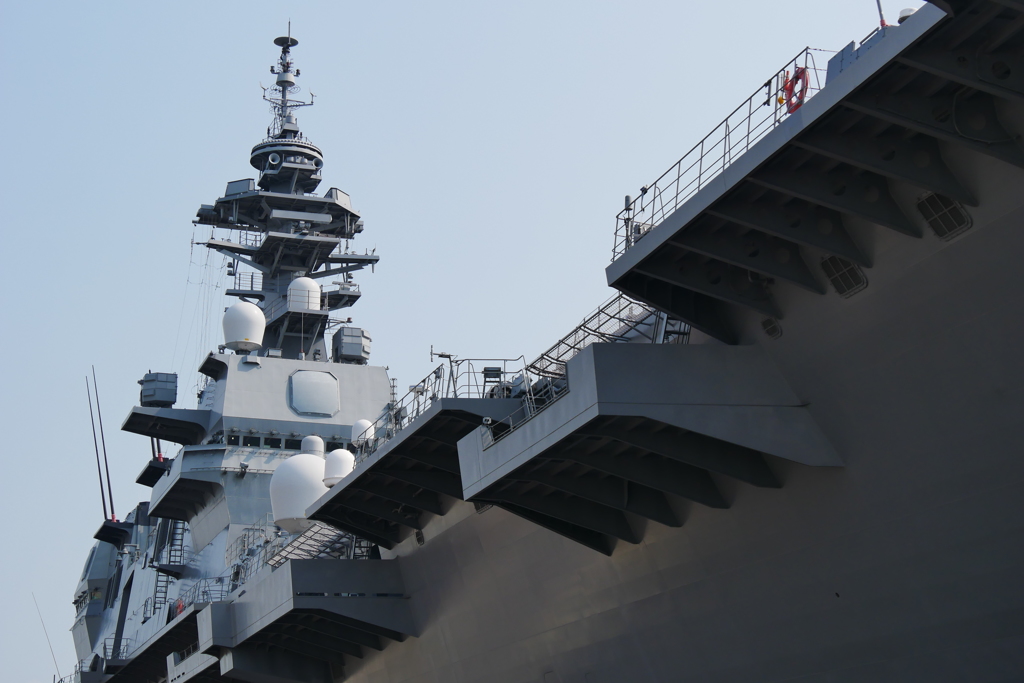 護衛艦いずも