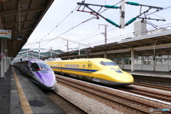 エヴァンゲリオン500系にドクターイエロー