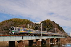 211系