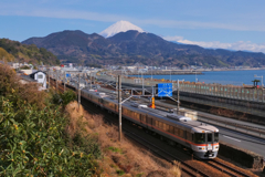 6連回送373系
