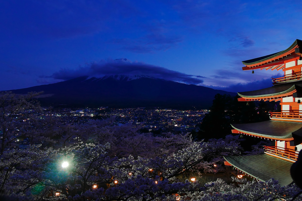 新倉山 桜まつり2018