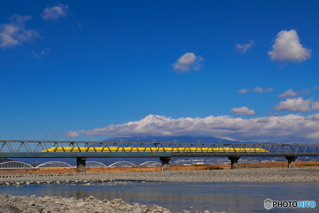 富士山  ドクターイエロー　＠　富士川