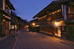 夕闇迫る奈良井宿