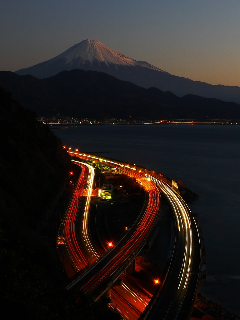 日の出前さった峠