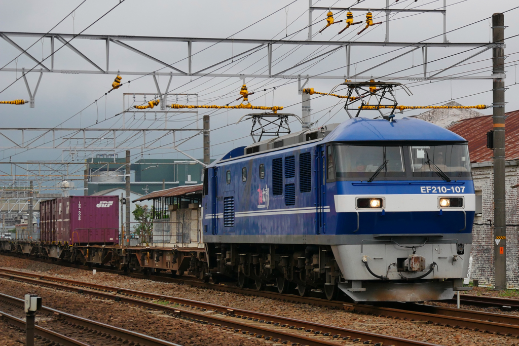 EF210-107